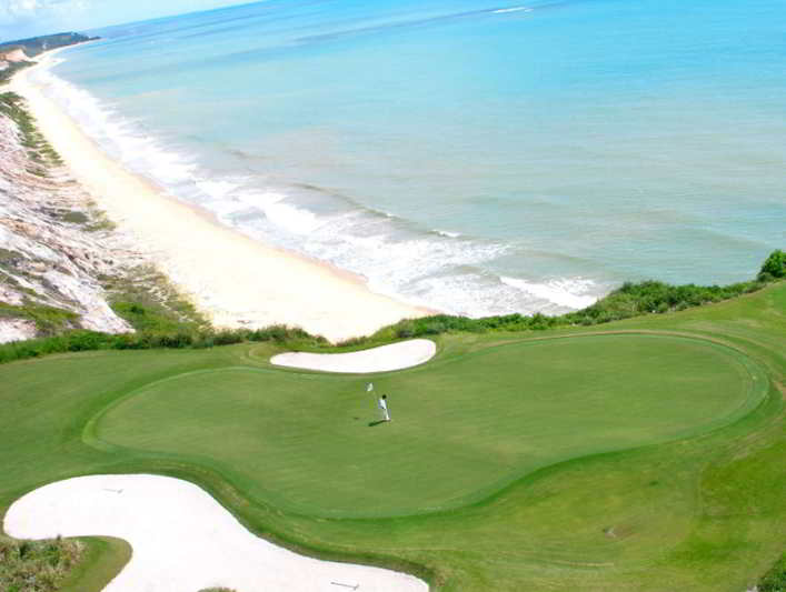 Golf Paradise ao lado do resort seguindo os padrões internacionais