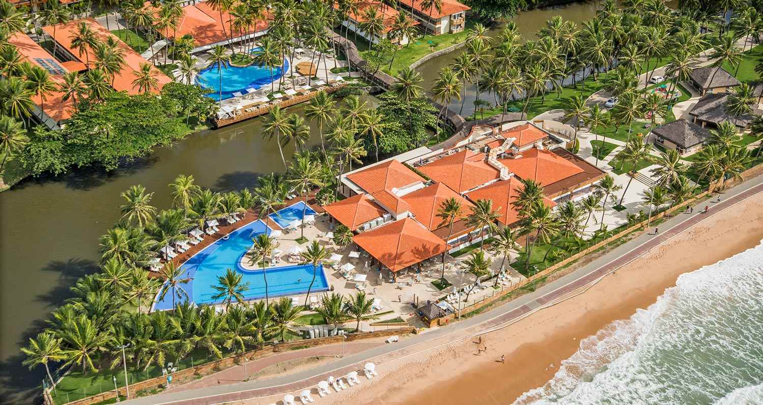 Vista aérea do Jatiúca Resort onde oferece a melhor estrutura para você e sua família