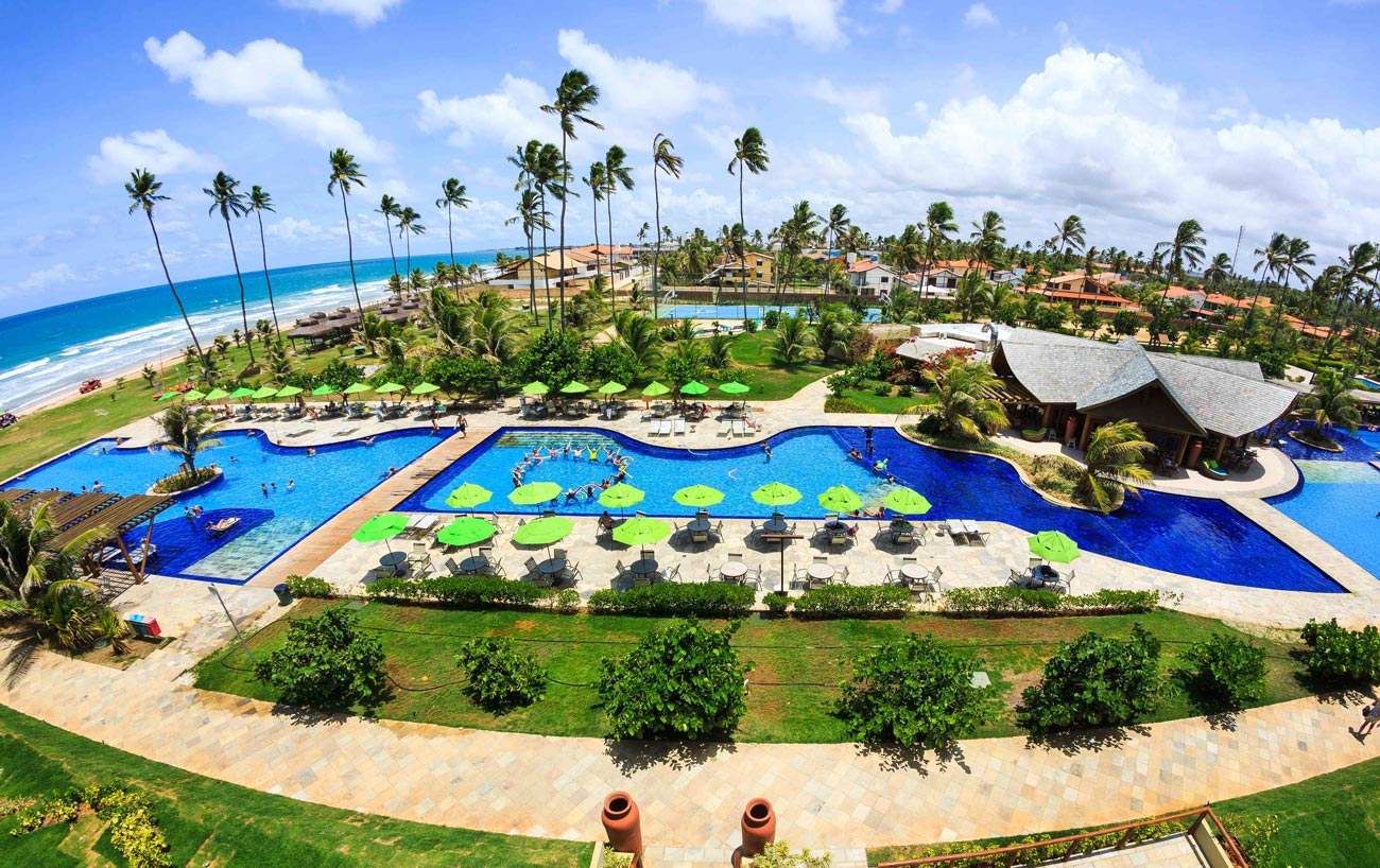 Vista panorâmica piscina Vivá Resort